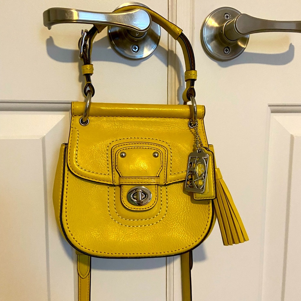 COACH Yellow Mini Willis Crossbody Bag ⭐️